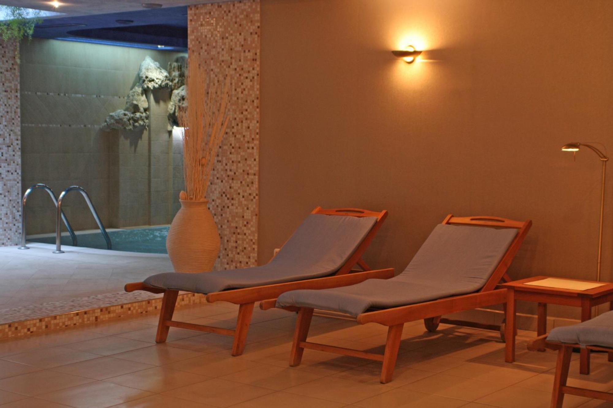 Tornacos Hotel - Hegykő Zewnętrze zdjęcie