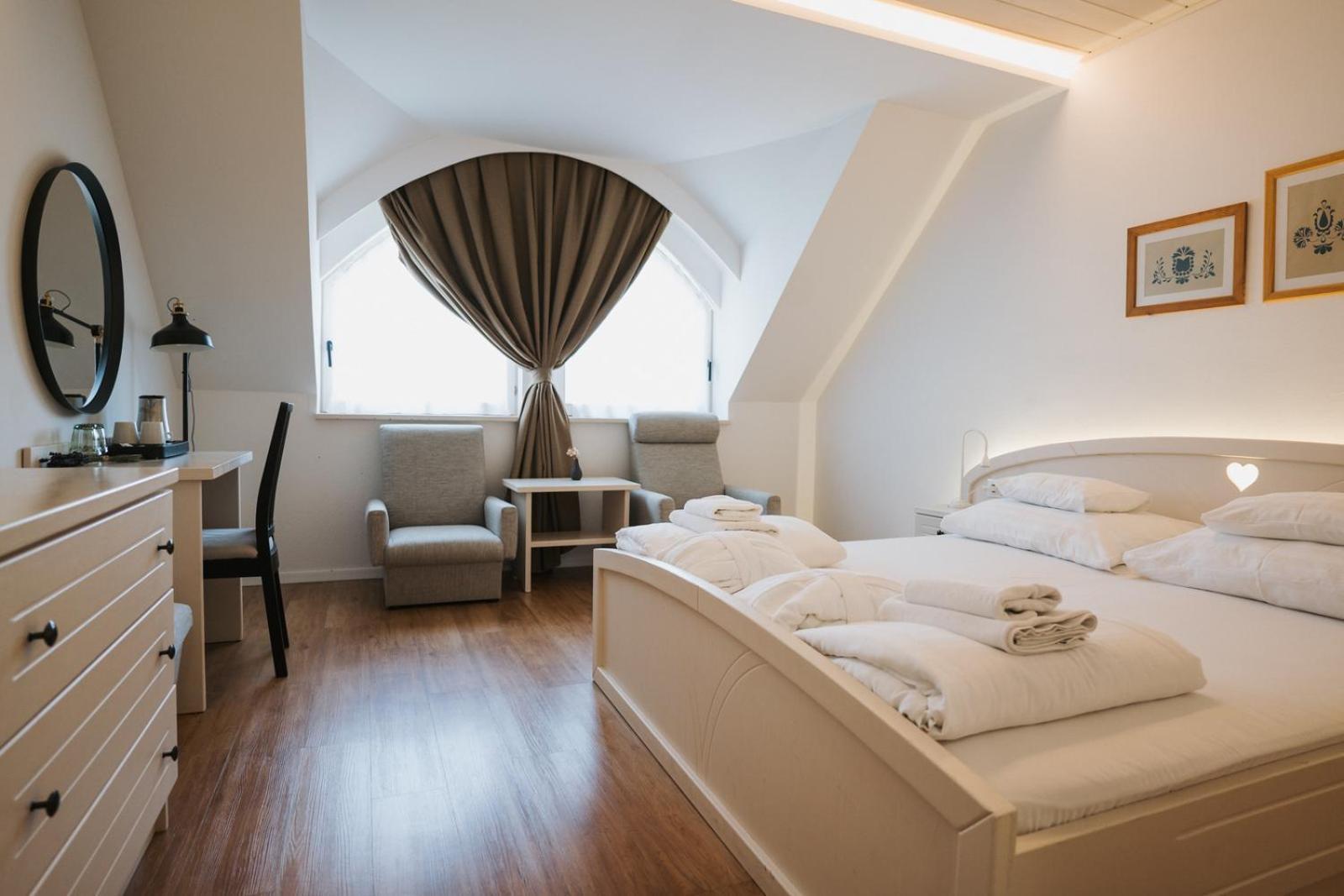 Tornacos Hotel - Hegykő Zewnętrze zdjęcie
